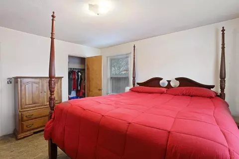 Bedroom - 264 W Emerson Ave, Tracy, CA 95376 photo 4 of 8