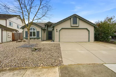 9208 Summer Pond Ct, Elk Grove, CA 95624