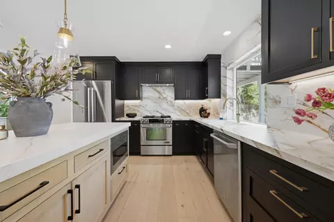 Kitchen - 5813 Mareta Ln, Loomis, CA 95650 photo 5 of 5
