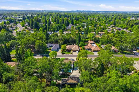 View/Area - 5813 Mareta Ln, Loomis, CA 95650 photo 9 of 13