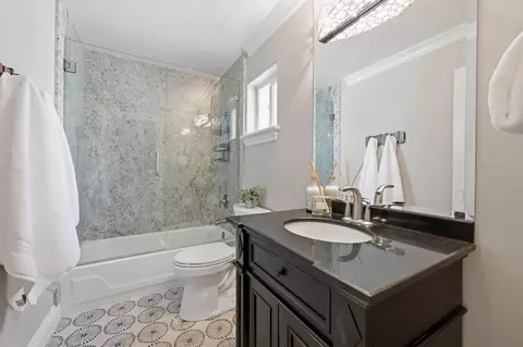 Bath - 5813 Mareta Ln, Loomis, CA 95650 photo 1 of 5
