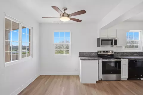 Kitchen - 5333 Geer Rd, Turlock, CA 95382 photo 2 of 5