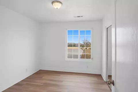 Bedroom - 5333 Geer Rd, Turlock, CA 95382 photo 1 of 3