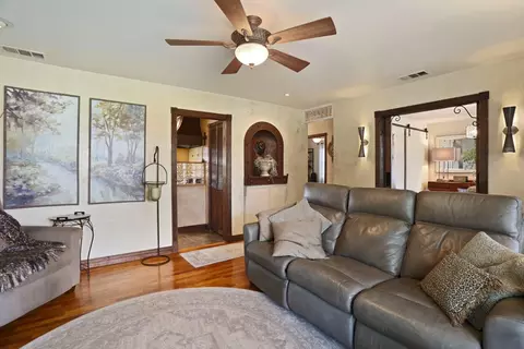 527 Cross St, Lodi, CA 95242 photo 8