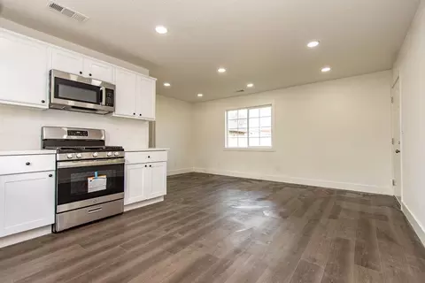 Living - 17 I St, Empire, CA 95319 photo 2 of 4