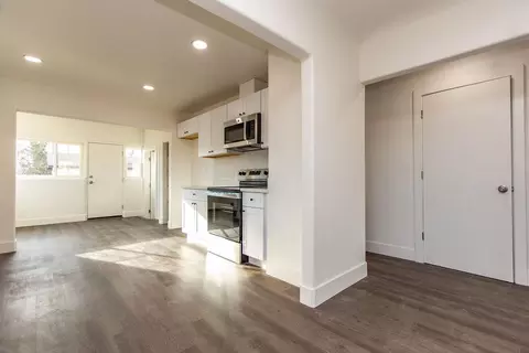 Entry Way - 17 I St, Empire, CA 95319 photo 2 of 5