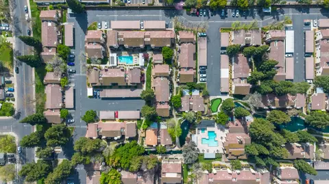 View/Area - 3701 Colonial Dr #202, Modesto, CA 95356 photo 2 of 7