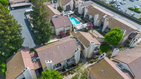 View/Area - 3701 Colonial Dr #202, Modesto, CA 95356 photo 6 of 7