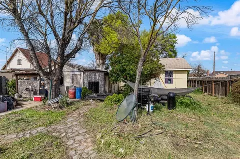 Exterior - 1630 Holm, Modesto, CA 95351 photo 2 of 2