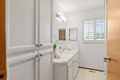 Bath - 780 Boole Rd, Applegate, CA 95703 photo 1 of 2