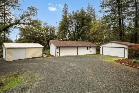 Exterior - 780 Boole Rd, Applegate, CA 95703 photo 4 of 9