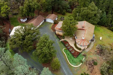 Exterior - 780 Boole Rd, Applegate, CA 95703 photo 7 of 9
