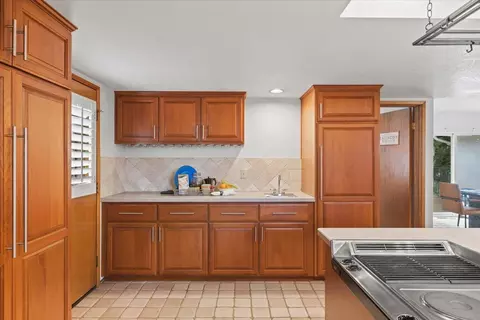 Kitchen - 780 Boole Rd, Applegate, CA 95703 photo 4 of 5