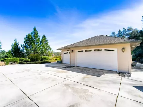 Exterior - 3254 Clark St, Placerville, CA 95667 photo 4 of 20