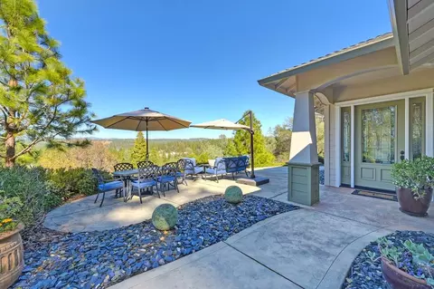 Exterior - 3254 Clark St, Placerville, CA 95667 photo 11 of 20