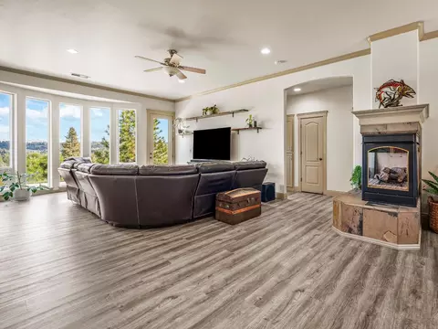 Living - 3254 Clark St, Placerville, CA 95667 photo 4 of 5