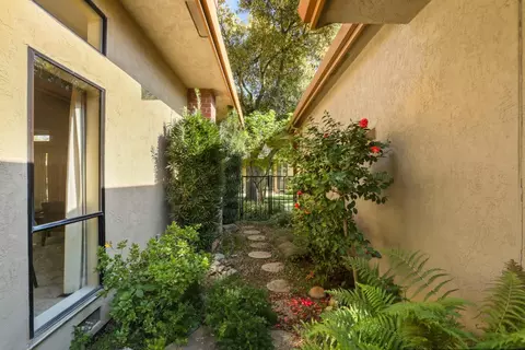 2458 Central Park Dr, Lodi, CA 95242 photo 36