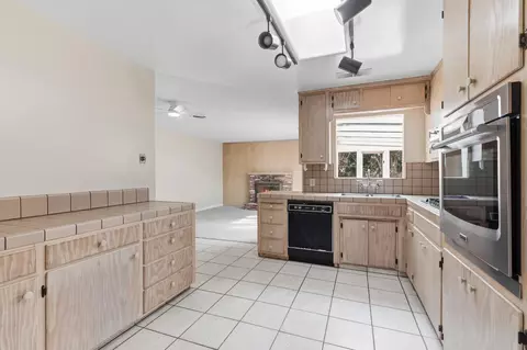 Kitchen - 412 Kavanagh Ave, Modesto, CA 95350 photo 2 of 4