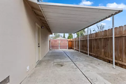 Exterior - 412 Kavanagh Ave, Modesto, CA 95350 photo 5 of 7