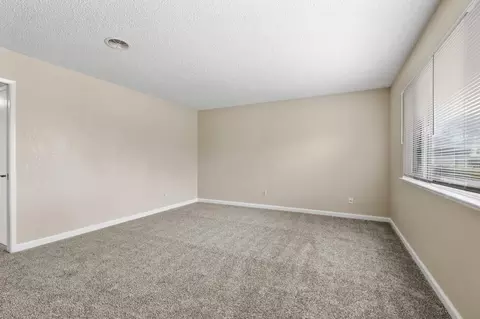 Living - 412 Kavanagh Ave, Modesto, CA 95350 photo 1 of 4