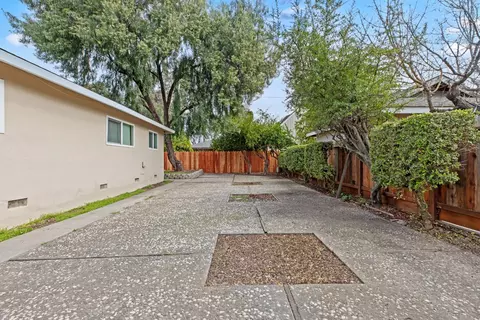 Exterior - 412 Kavanagh Ave, Modesto, CA 95350 photo 2 of 7