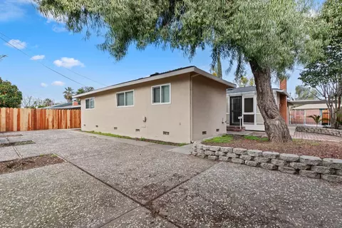 Exterior - 412 Kavanagh Ave, Modesto, CA 95350 photo 1 of 7