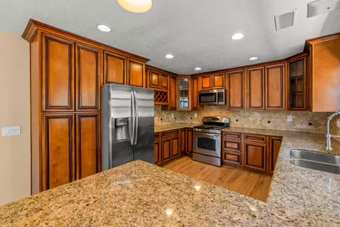 24126 Green Valley Rd, Auburn, CA 95602