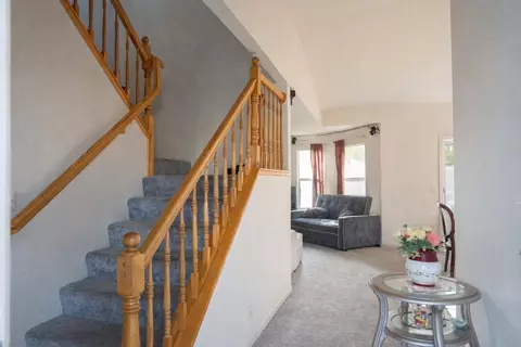 Entry Way - 913 Jayhawk Way, Modesto, CA 95358 photo 1 of 1