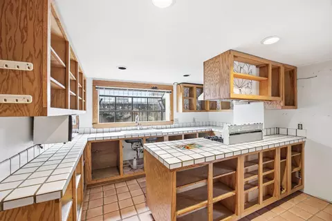 Kitchen - 2013 9th St, Berkeley, CA 94710 photo 4 of 5