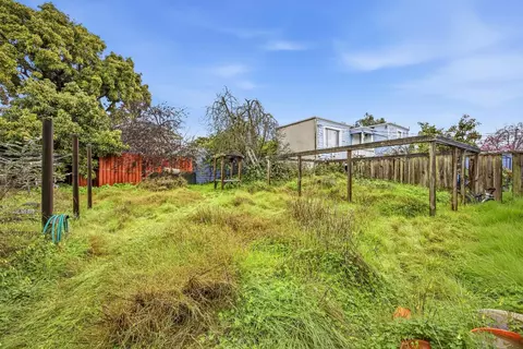 Exterior - 2013 9th St, Berkeley, CA 94710 photo 10 of 12