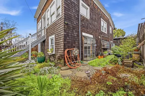 Exterior - 2013 9th St, Berkeley, CA 94710 photo 2 of 12