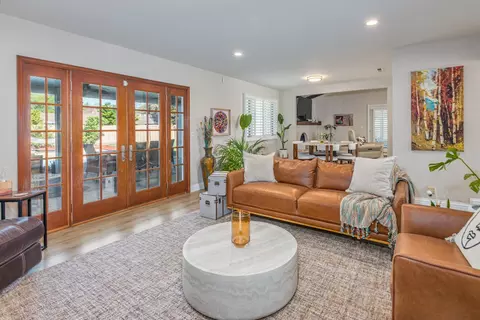 1431 Mcclaren Dr, Carmichael, CA 95608 photo 2
