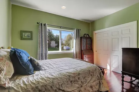 Bedroom - 18814 Norlene Way, Grass Valley, CA 95949 photo 5 of 6