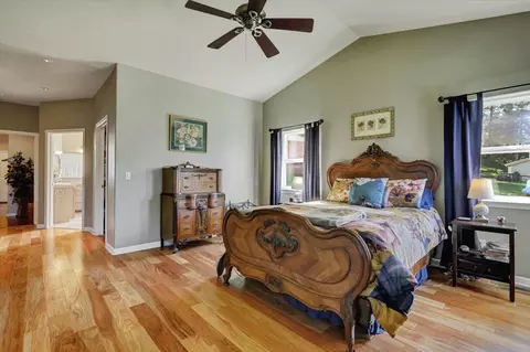 Bedroom - 18814 Norlene Way, Grass Valley, CA 95949 photo 3 of 6