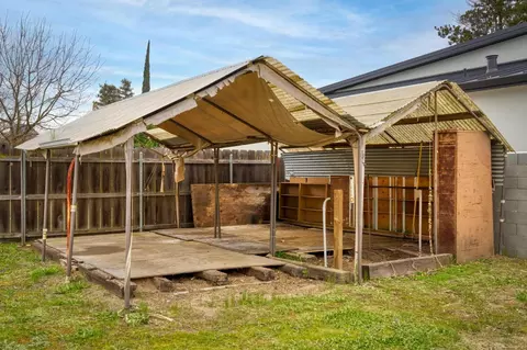 Exterior - 1612 Krishawn Way, Modesto, CA 95356 photo 7 of 12
