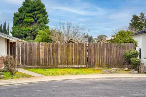Exterior - 1612 Krishawn Way, Modesto, CA 95356 photo 2 of 12