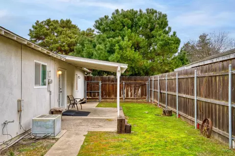 Exterior - 1612 Krishawn Way, Modesto, CA 95356 photo 5 of 12