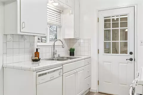 Kitchen - 1612 Krishawn Way, Modesto, CA 95356 photo 2 of 3