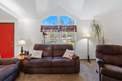 22848 Elk Trl E, Redding, CA 96003 photo 5
