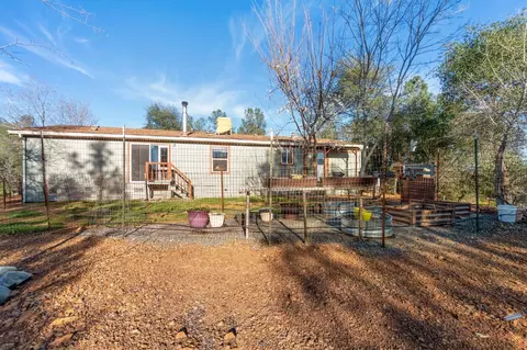 22848 Elk Trl E, Redding, CA 96003 photo 38