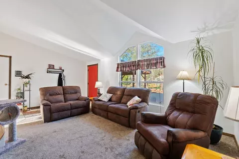 22848 Elk Trl E, Redding, CA 96003 photo 6