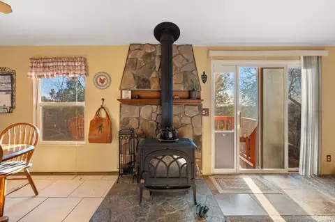22848 Elk Trl E, Redding, CA 96003 photo 15