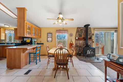22848 Elk Trl E, Redding, CA 96003 photo 8