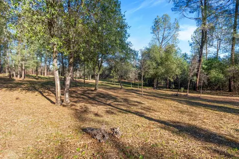 22848 Elk Trl E, Redding, CA 96003 photo 54