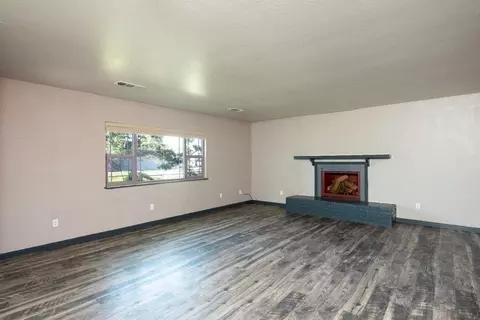 414 Melrose St, Modesto, CA 95354 photo 9