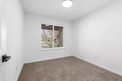 1520 Moccasin Dr, Modesto, CA 95351 photo 13