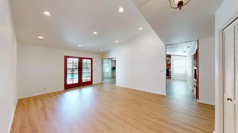 1142 Mammoth Dr, Manteca, CA 95337 photo 3