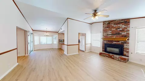 1142 Mammoth Dr, Manteca, CA 95337 photo 2