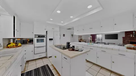 Kitchen - 6400 E Hatch Rd, Hughson, CA 95326 photo 6 of 6