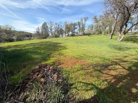 11845 Kimberly Rd, Loma Rica, CA 95901